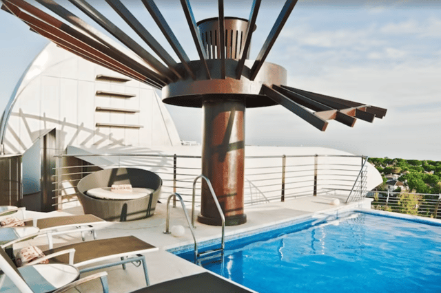 Book a bargain five-star break on the Costa del Sol