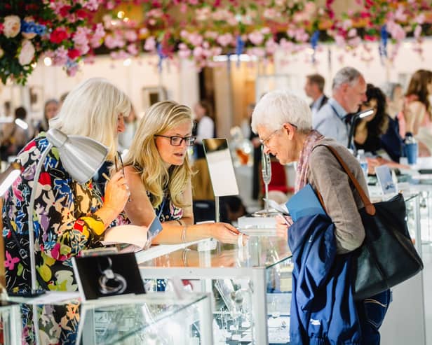 Some of the UK’s finest makers will be displaying their handcrafted gold, silver, platinum and gemstone collections in Wentworth Woodhouse's State Dining Room, where King George V and Queen Mary dined in 1912