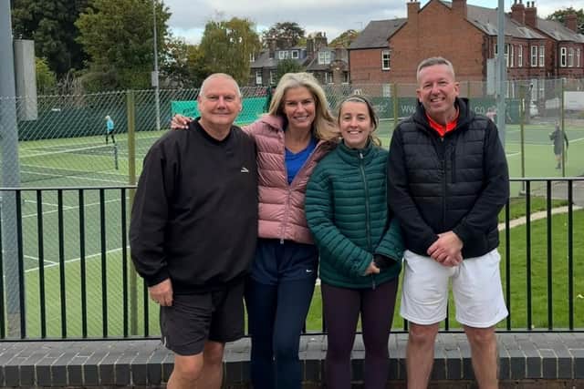 Winning Moorgate A Team Gary Bridgeman/Georgina Taylor/Emily Busby/Dave Mangham