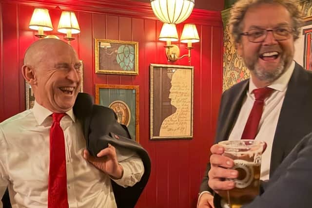 Mick Warburton hand-delivered the beer for John's pint, and stayed for a few after