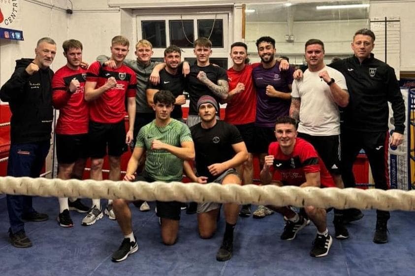 Whitters Boxing Rotherham Maltby Main footballers show boxing man Glyn Rhodes they're fighting fit