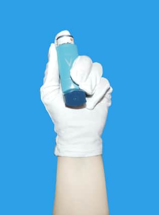 An asthma inhaler (Photo: Pexels - Luci)
