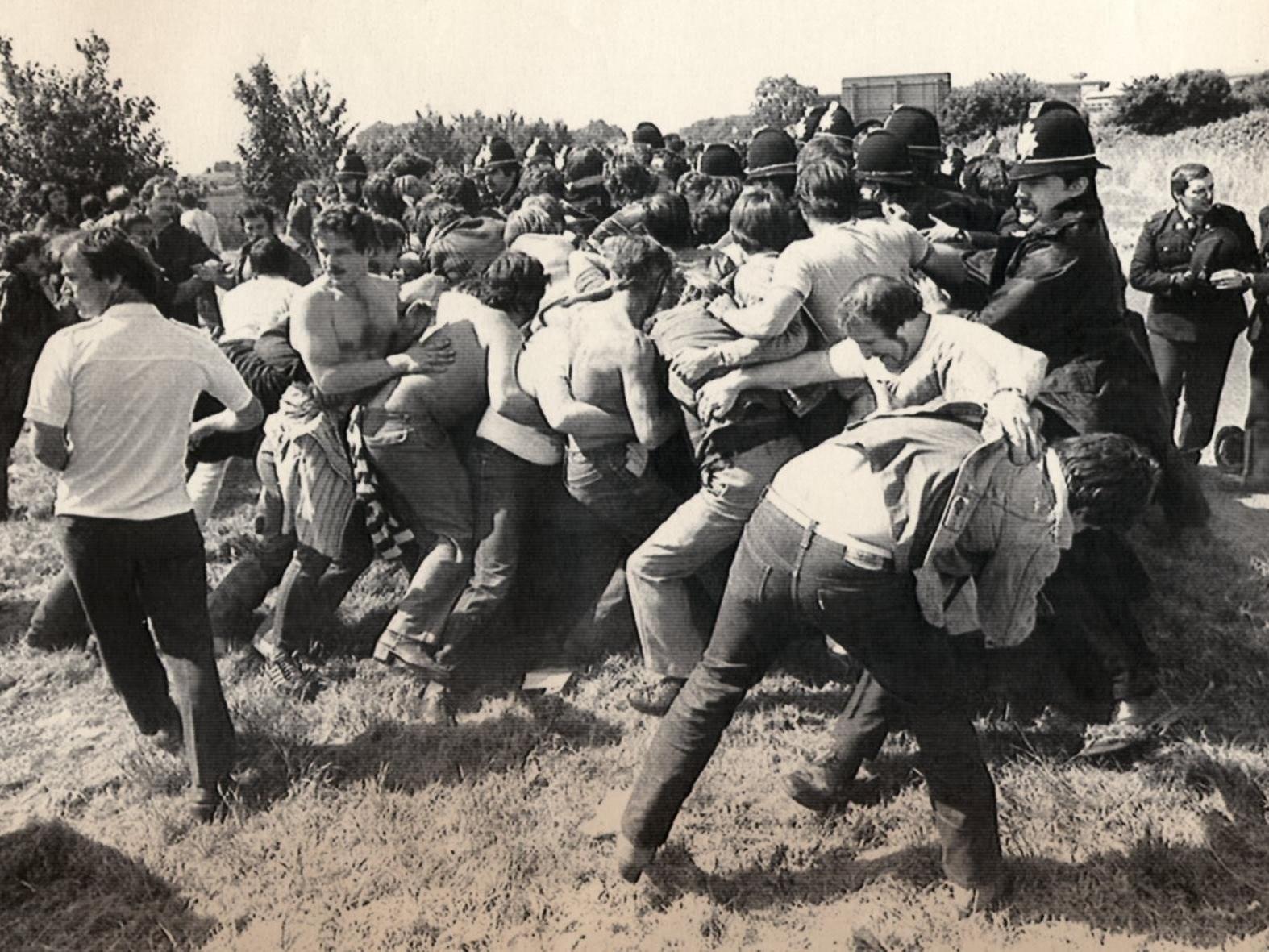 Photos show devastating Battle of Orgreave clash as inquiry launched