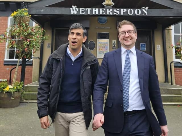 PM Rishi Sunak with Alexander Stafford outside the Queen's, Maltby (photo: Facebook/Alexander Stafford MP)
