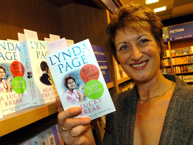 Lucky Break author Lynda Page with her new book after opening the new WH Smiths at Meadowhall in 2006
