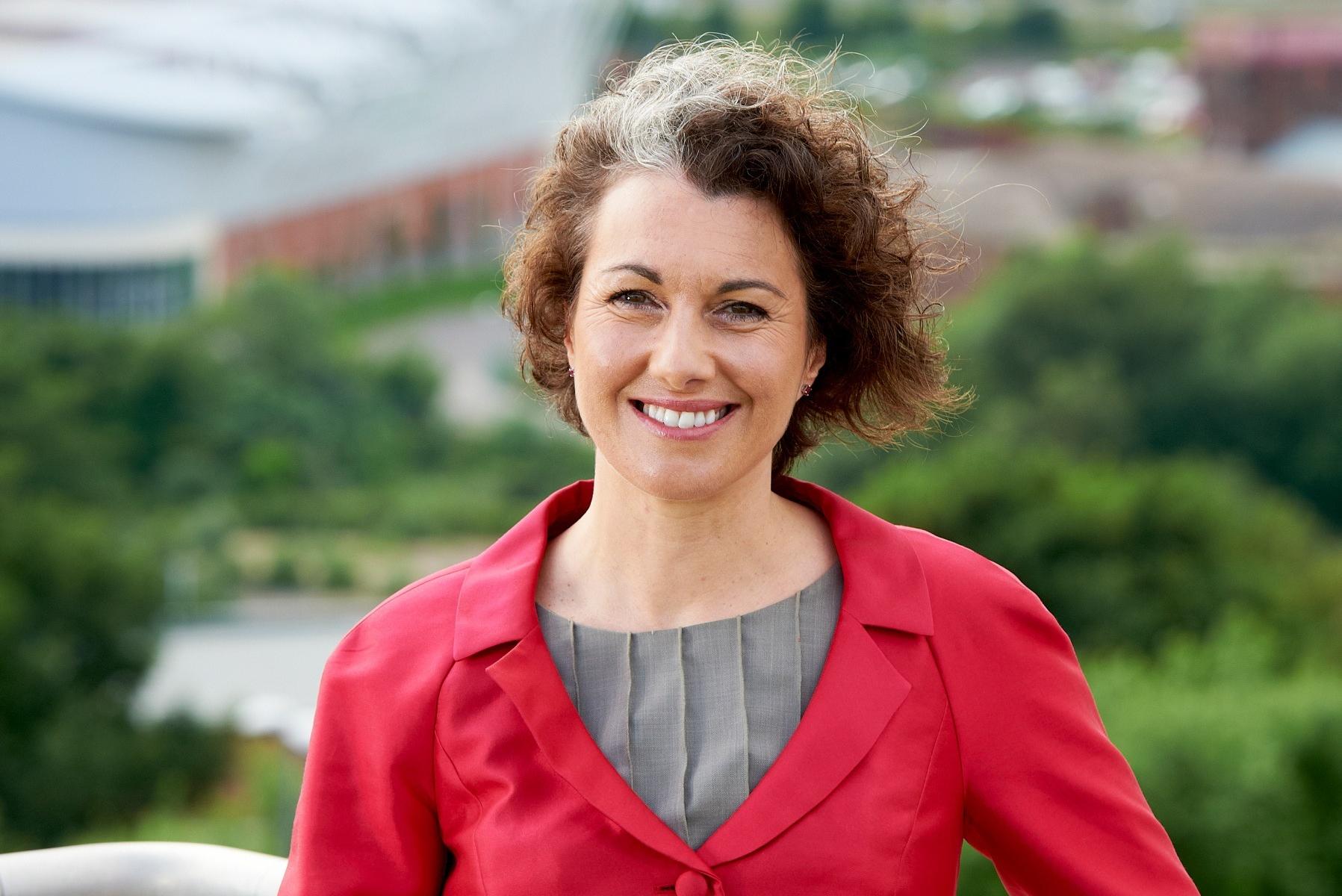 Keppel Rotherham Mp Government's new Steel Strategy gets iron-clad support from Rotherham MP